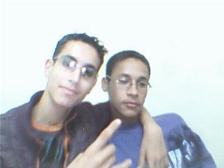  je suis avec mon ami achraf et moi